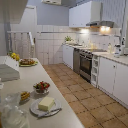 Liostasi Maison Provencale Casa de Férias *