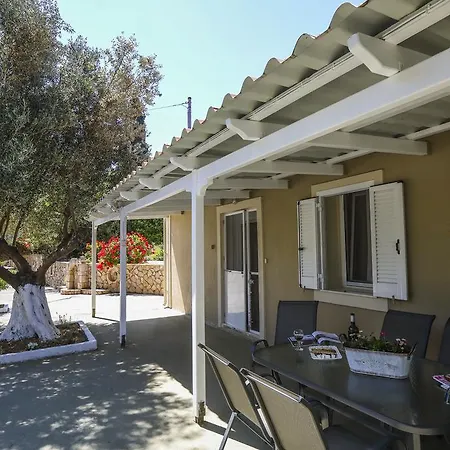 Liostasi Maison Provencale Casa de Férias *